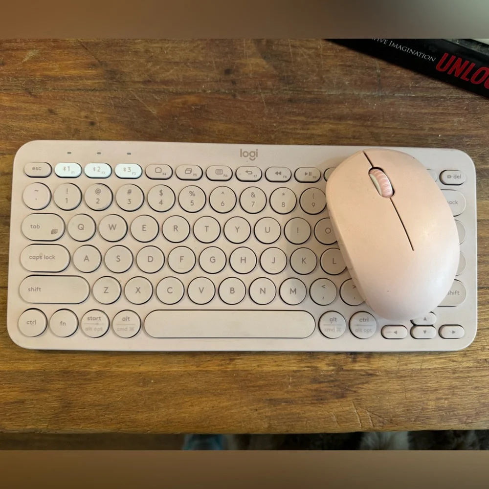 Wireless Logitech Pink Keyboard and Seenda Mouse
